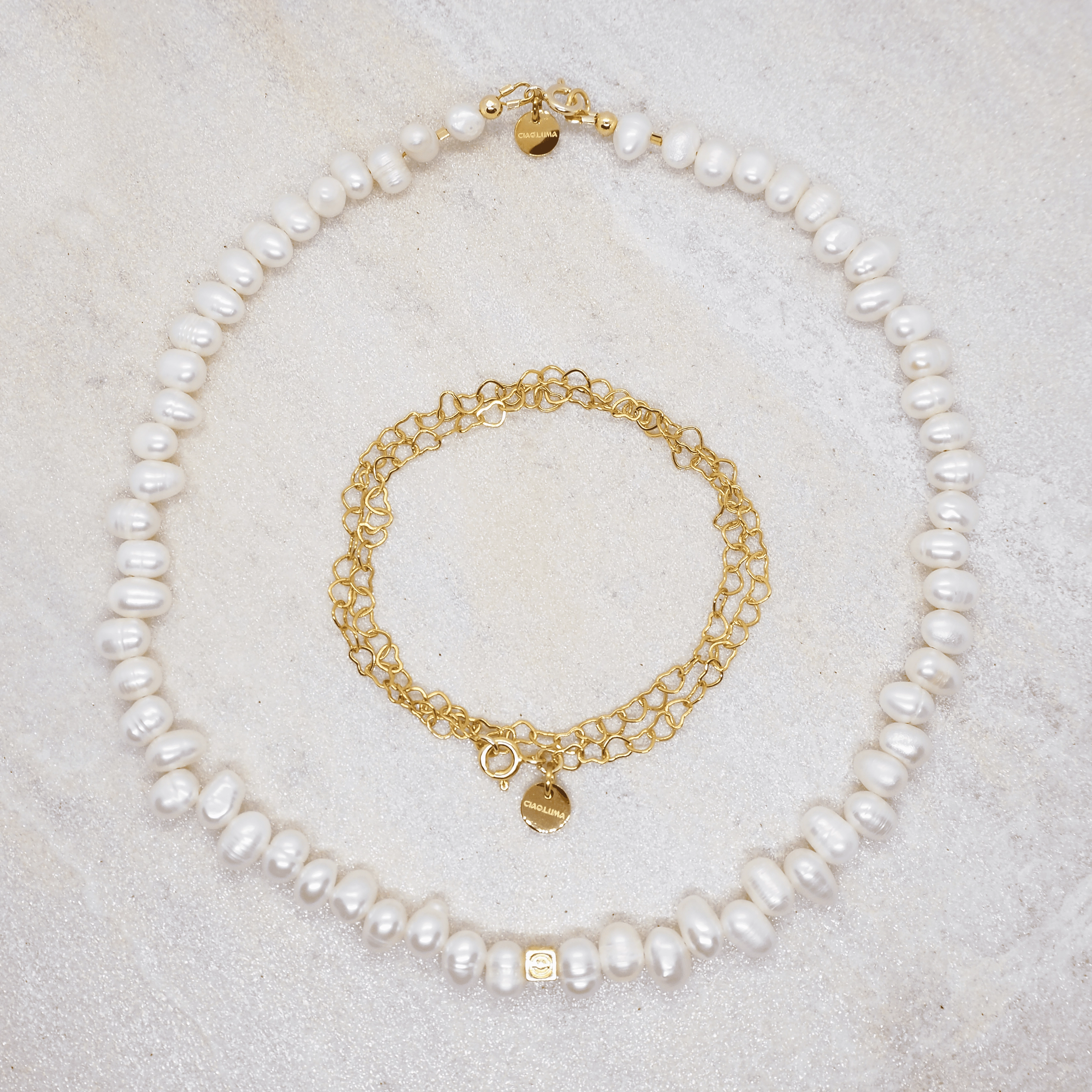 AMORE NECKLACE