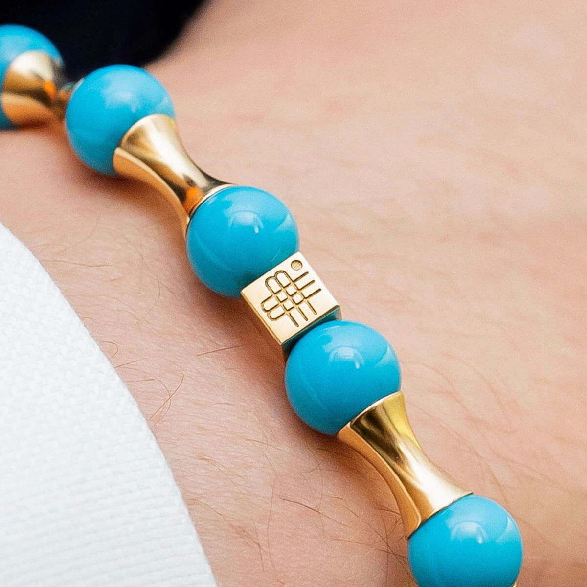 Bracelet LIMITED - PURE LUXURY - a precious piece of art - 750 gold with a natural turquoise