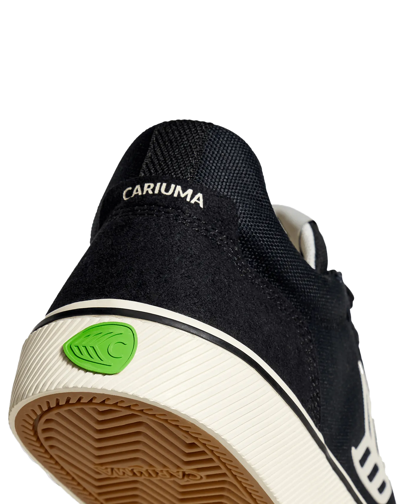 Cariuma Schuhe Die Vallely Skate Schuhe in Schwarz & Elfenbein