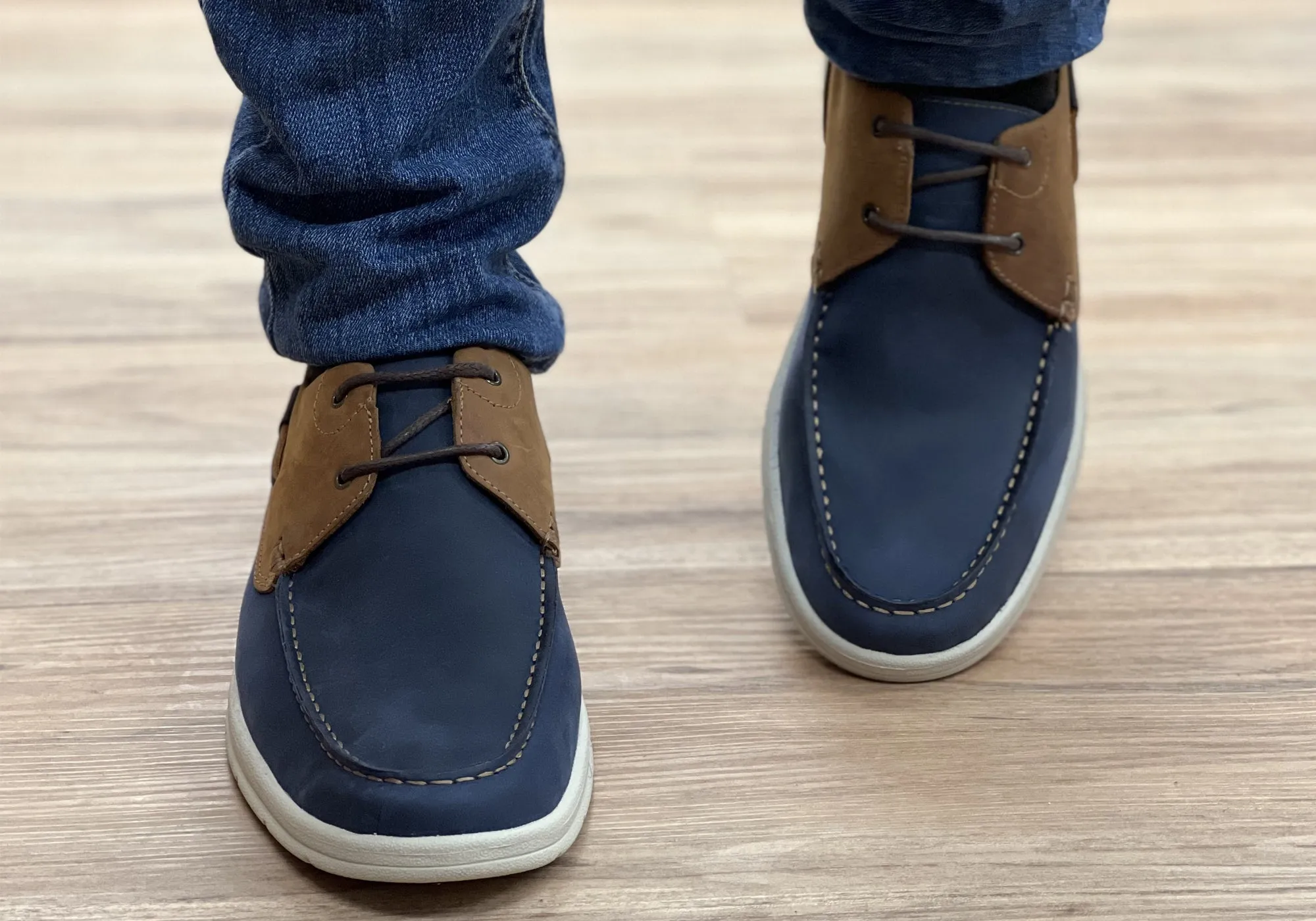 Ferricelli Anker Herren Gepolsterte Bequeme Freizeitschuhe aus Leder mit Schnürung Ferricelli Schuhe