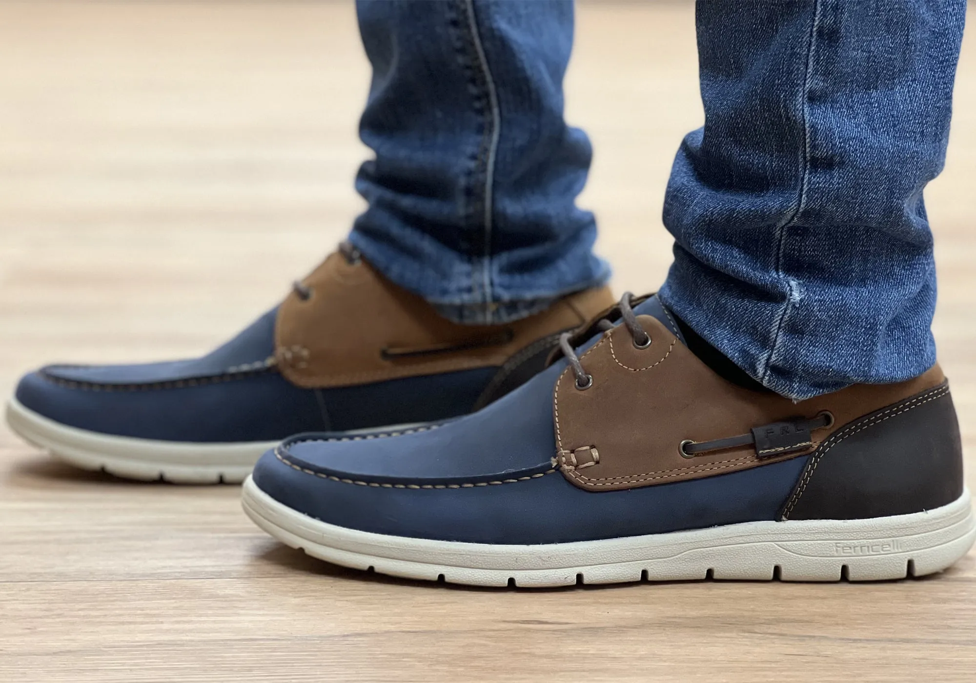Ferricelli Anker Herren Gepolsterte Bequeme Freizeitschuhe aus Leder mit Schnürung Ferricelli Schuhe