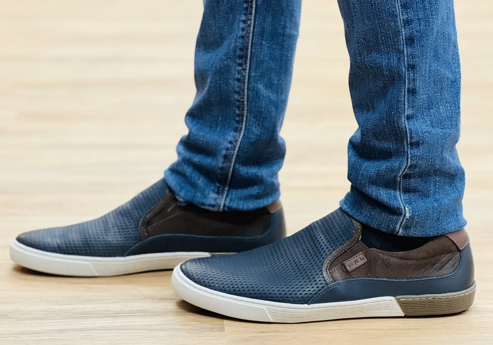 Ferricelli Kelvin Herren Leder Slip-On Freizeitschuhe Hergestellt in Brasilien Ferricelli Schuhe