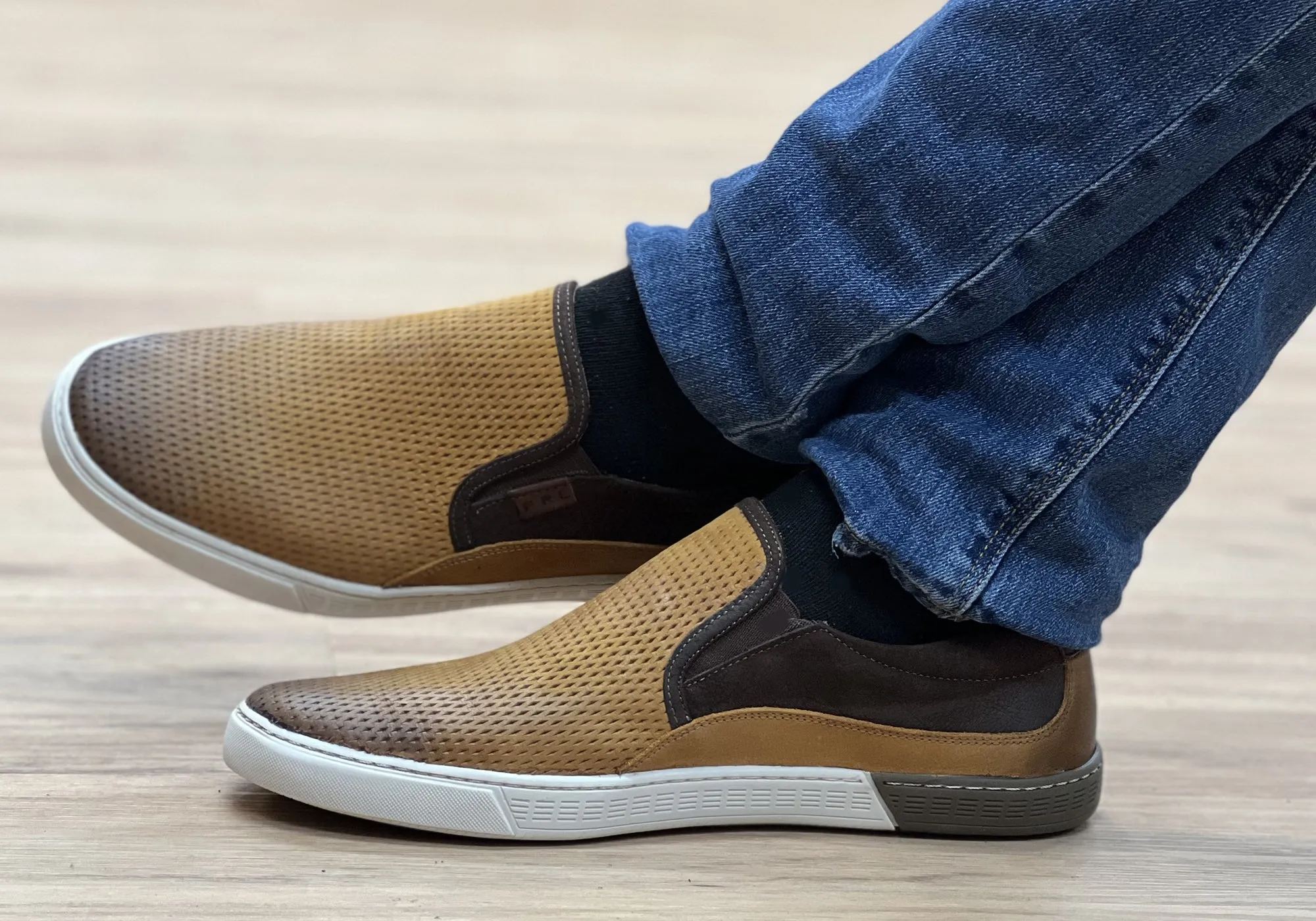 Ferricelli Kelvin Herren Leder Slip-On Freizeitschuhe Hergestellt in Brasilien Ferricelli Schuhe