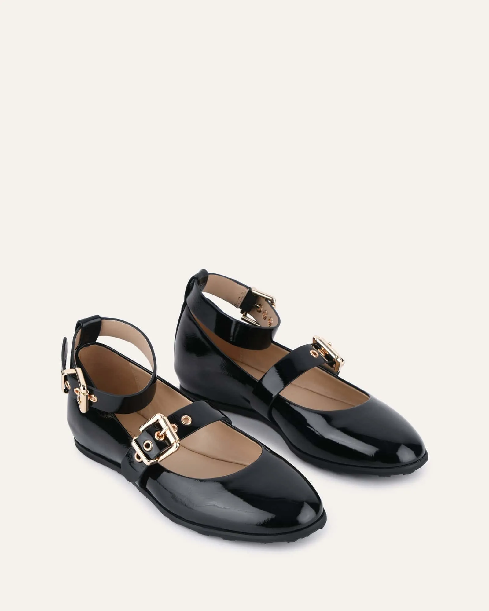 HERA CASUAL FLATS SCHWARZ KREMPELNDES GLANZLEDER