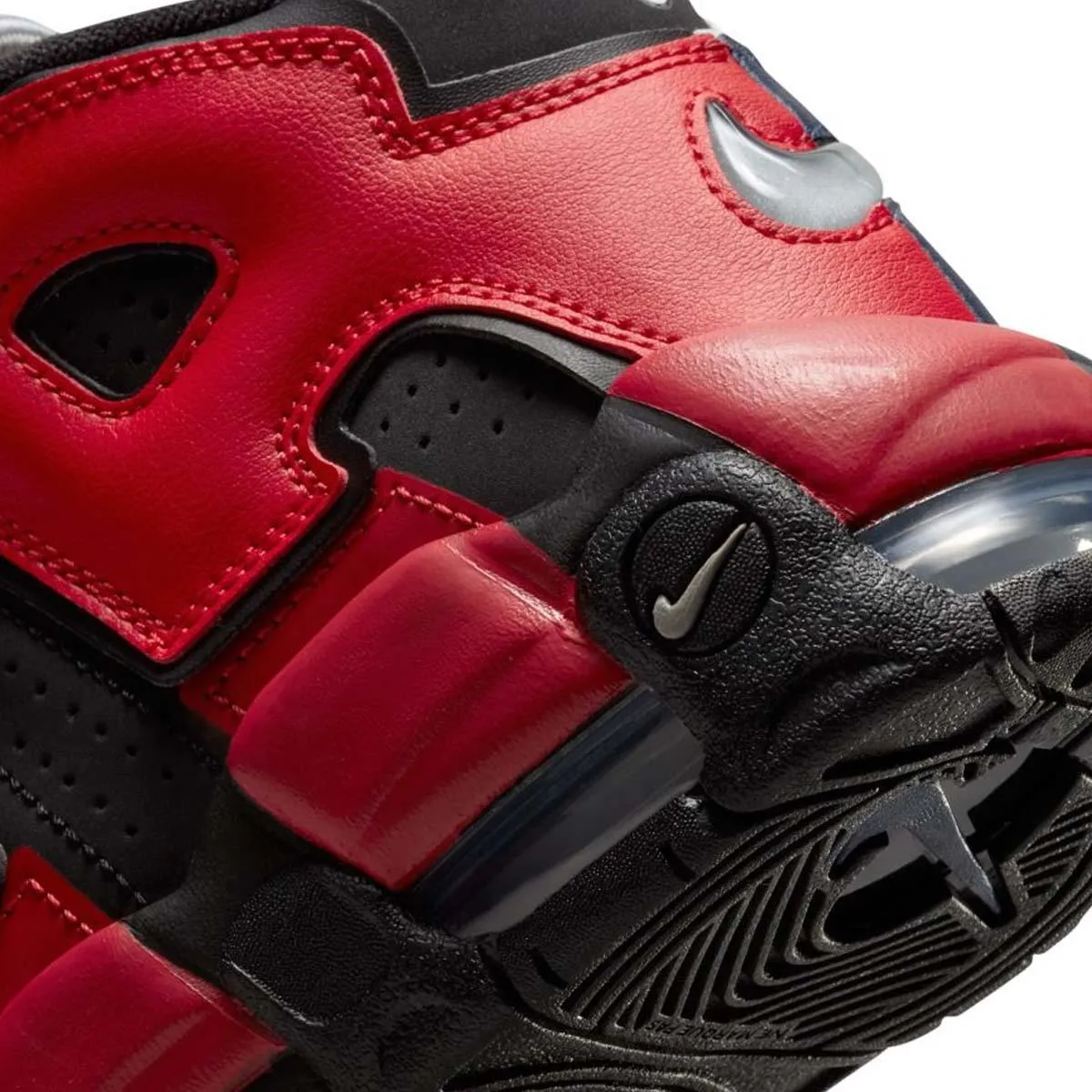 Kinder Air More Uptempo