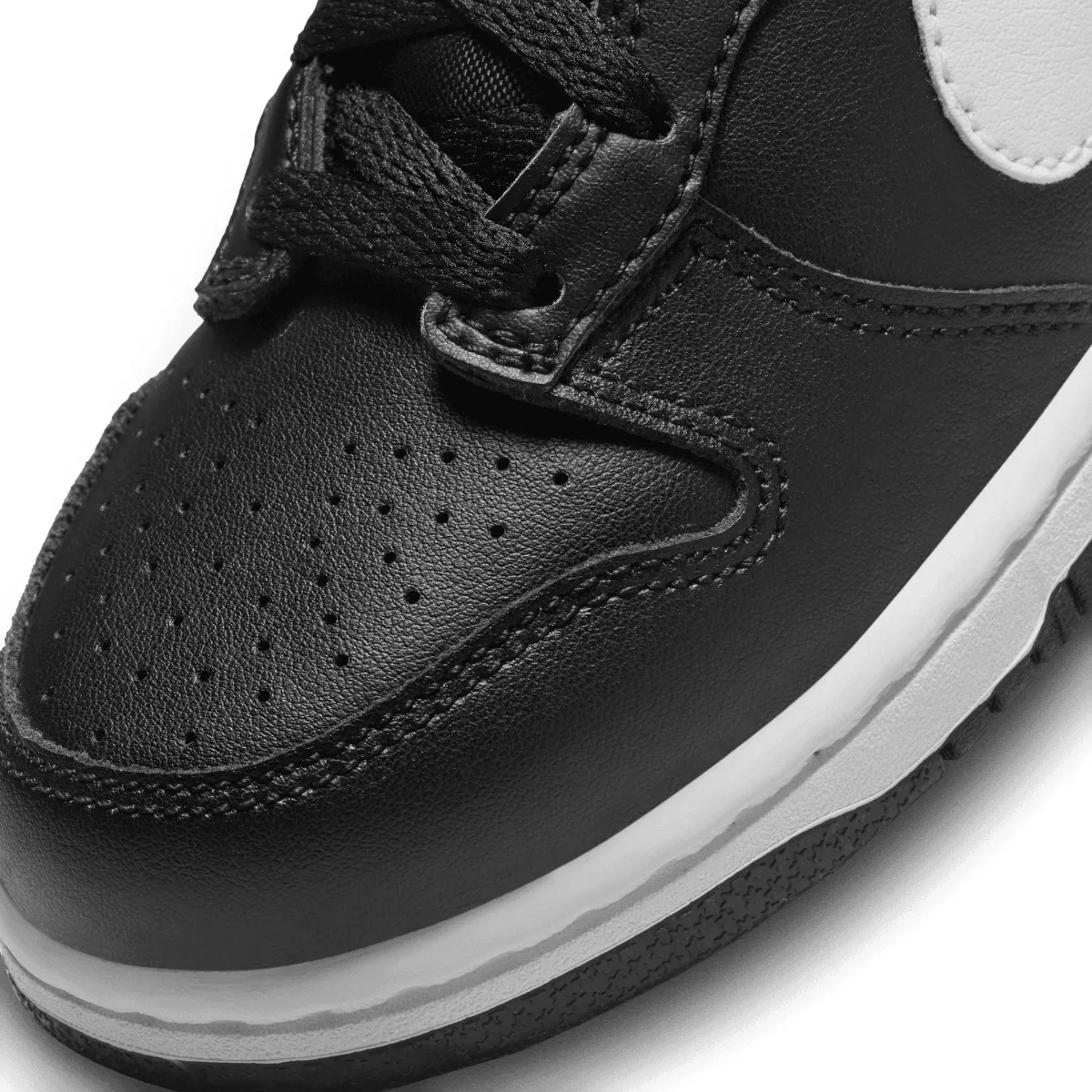 Kind Dunk Low 'Schwarzer Panda 2.0'