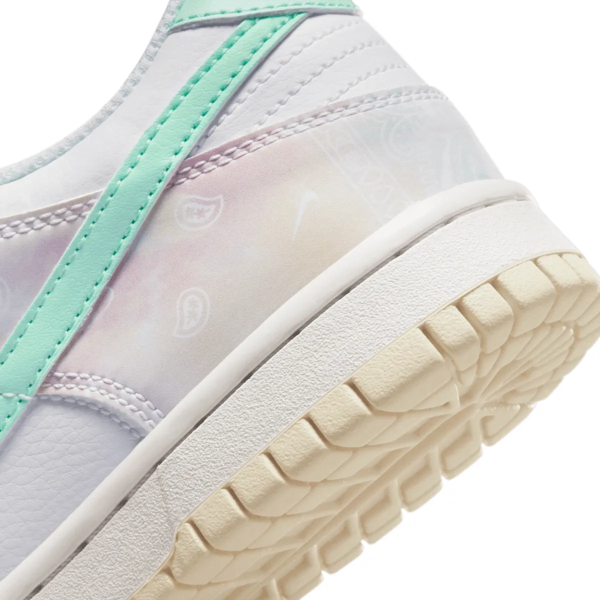 Kind Dunk Low 'Pastell Paisley'