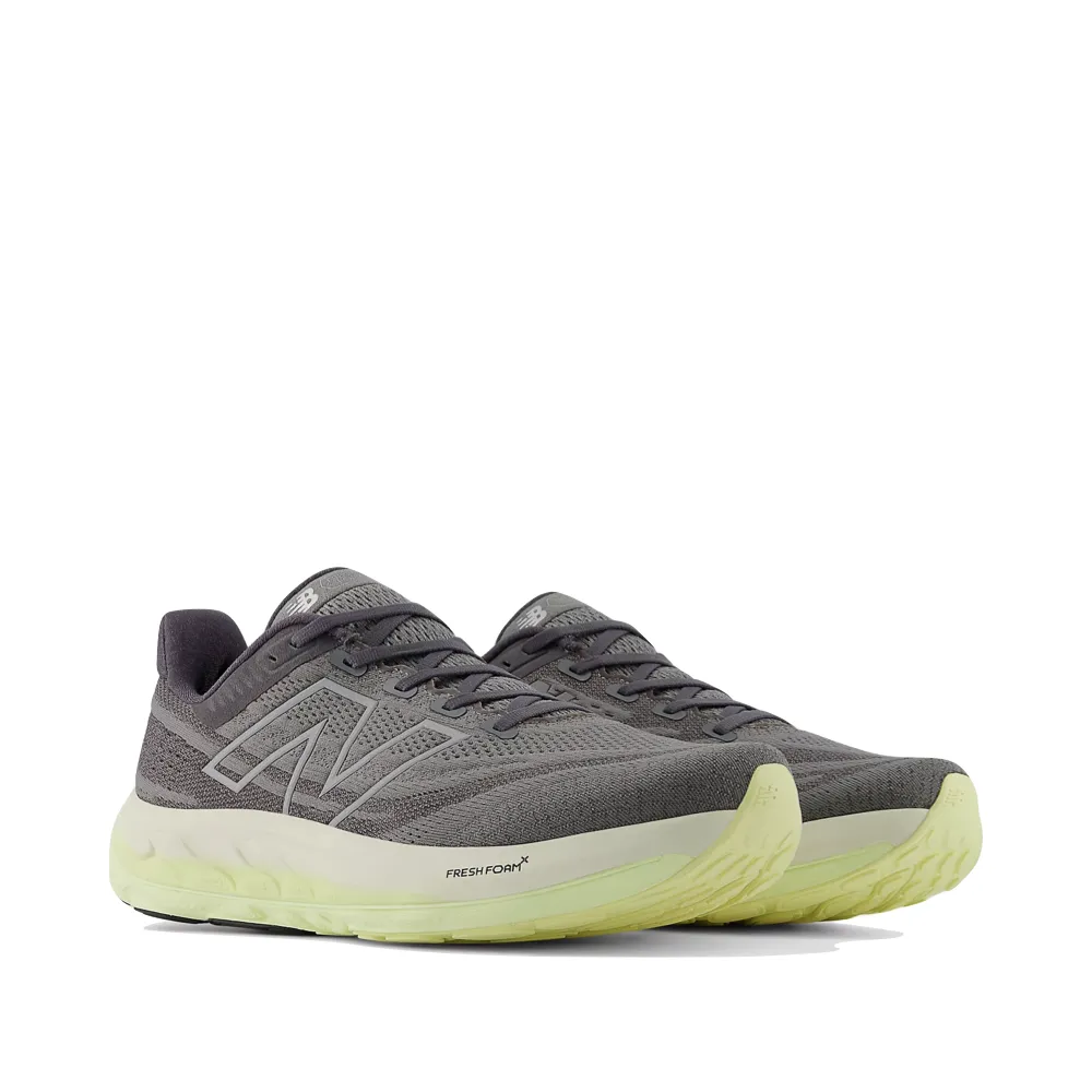 New Balance Herren Fresh Foam X Vongo v6 Sneaker in Hafen Grau mit Limettengrün und Silber Metallic