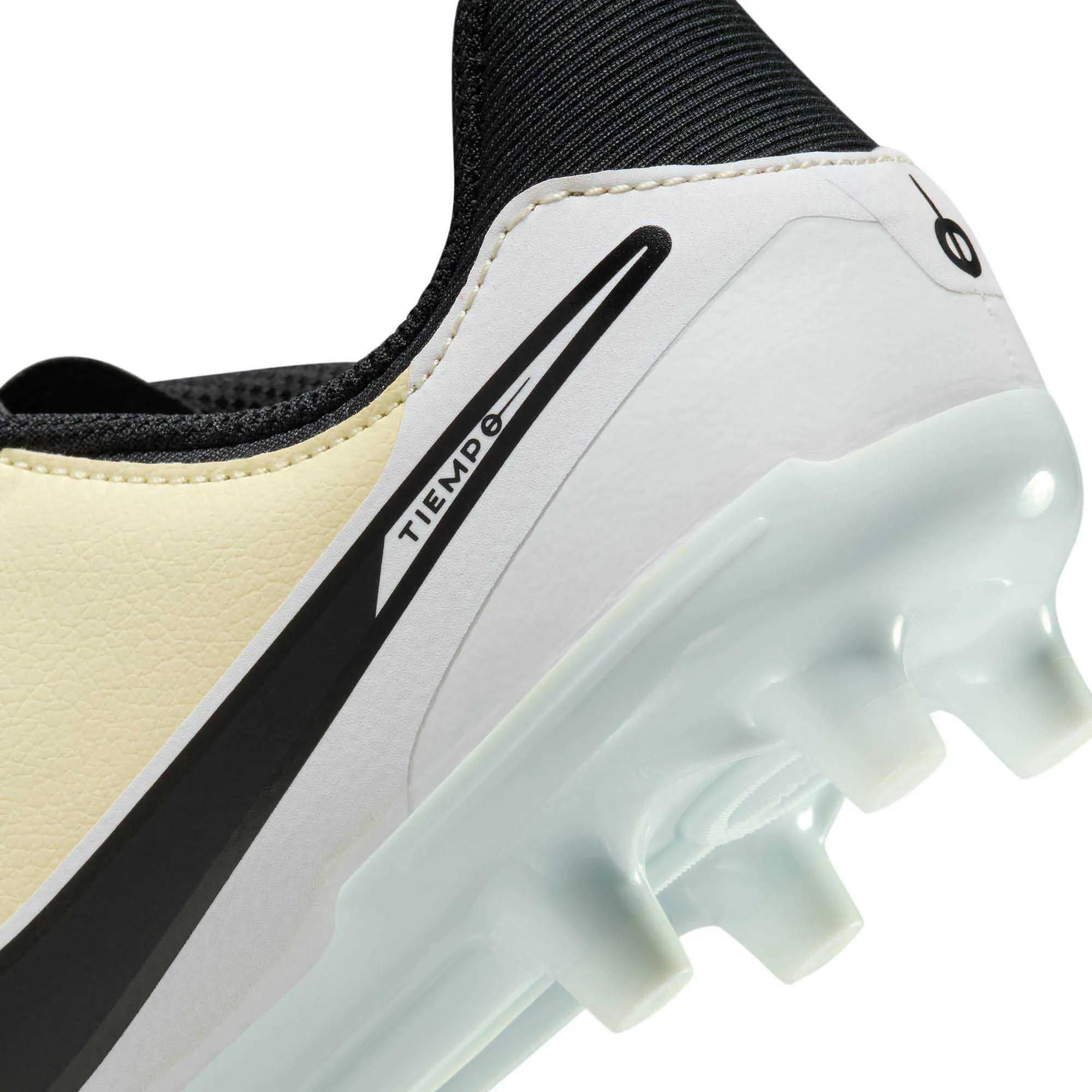 Nike Jr. Tiempo Legend 10 Academy Fußballschuhe mit niedrigem Schaft für kleine/große Kinder, für verschiedene Bodenbeläge