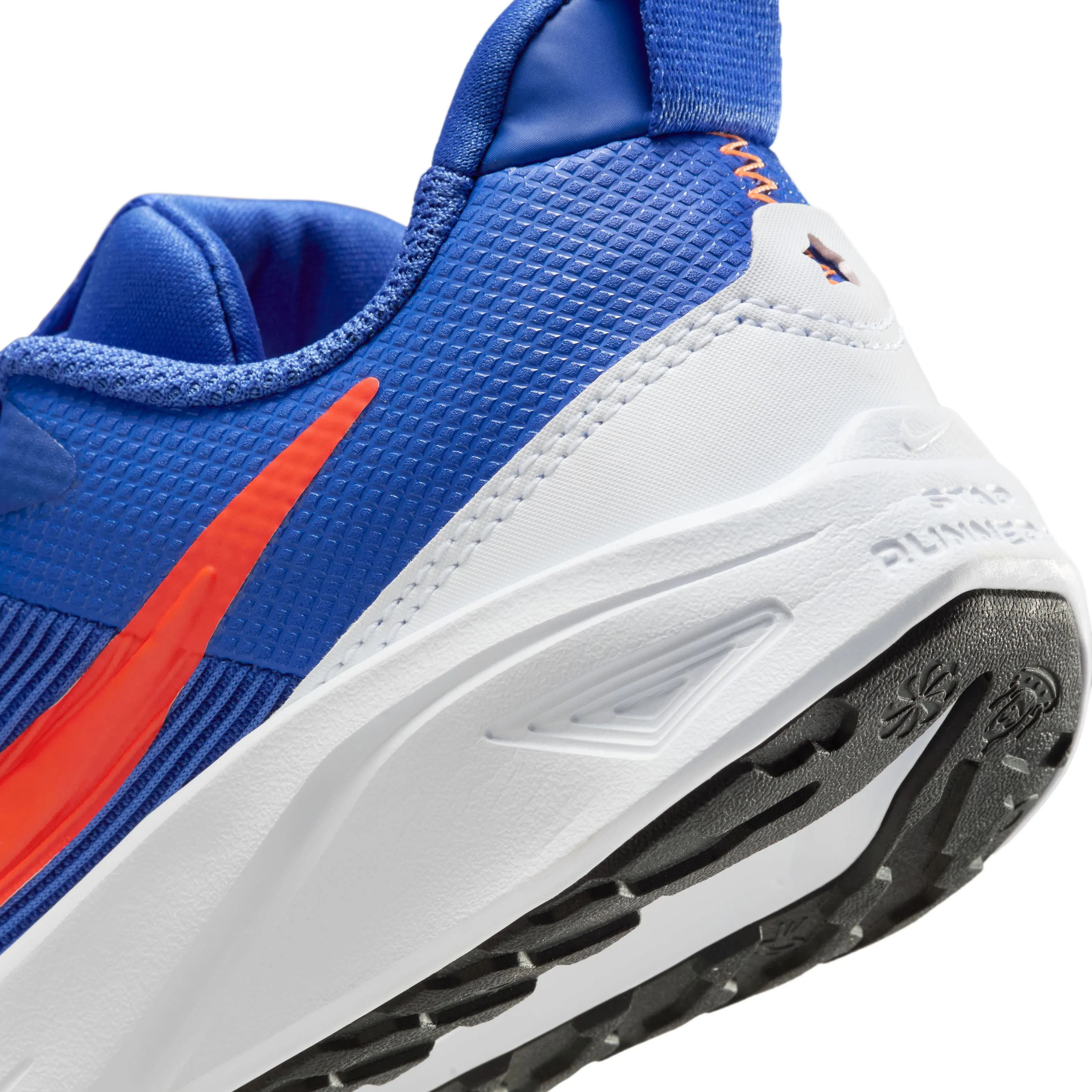 Nike Star Runner 4 Kinderschuhe
