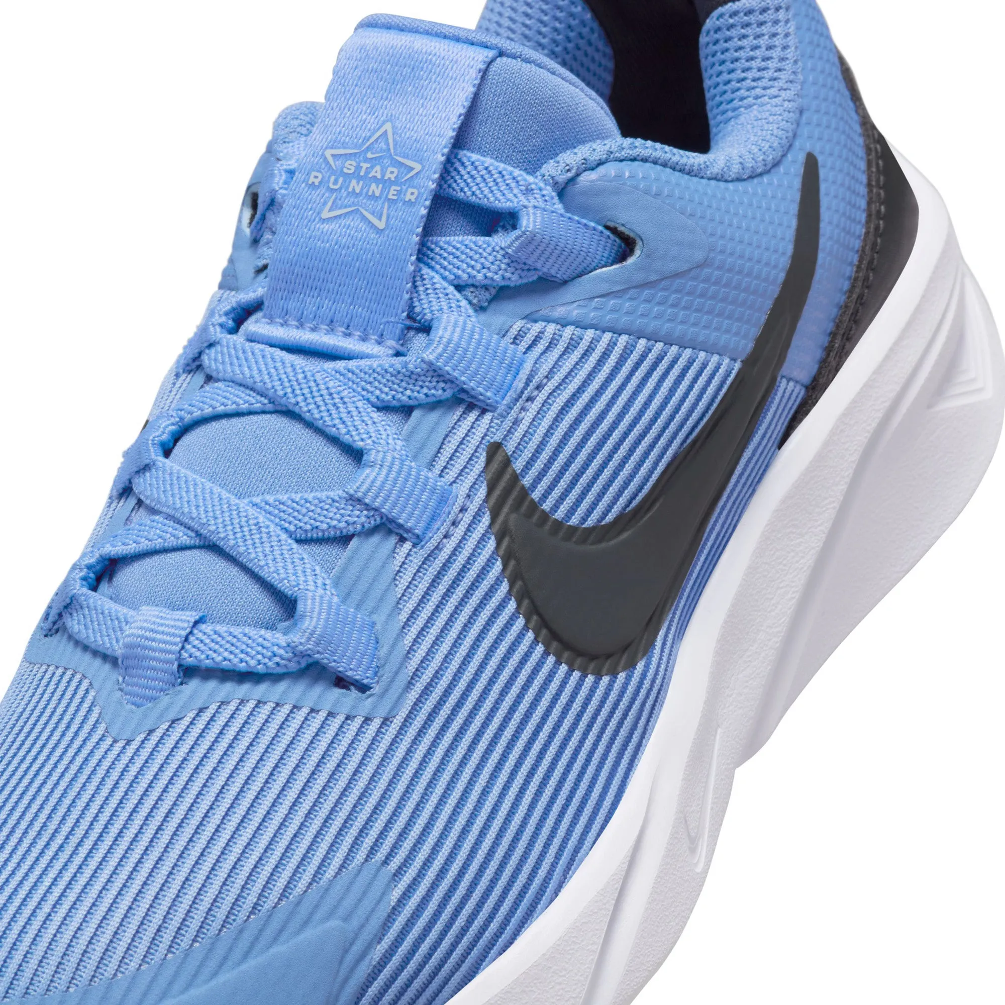 Nike Star Runner 4 Kinderschuhe