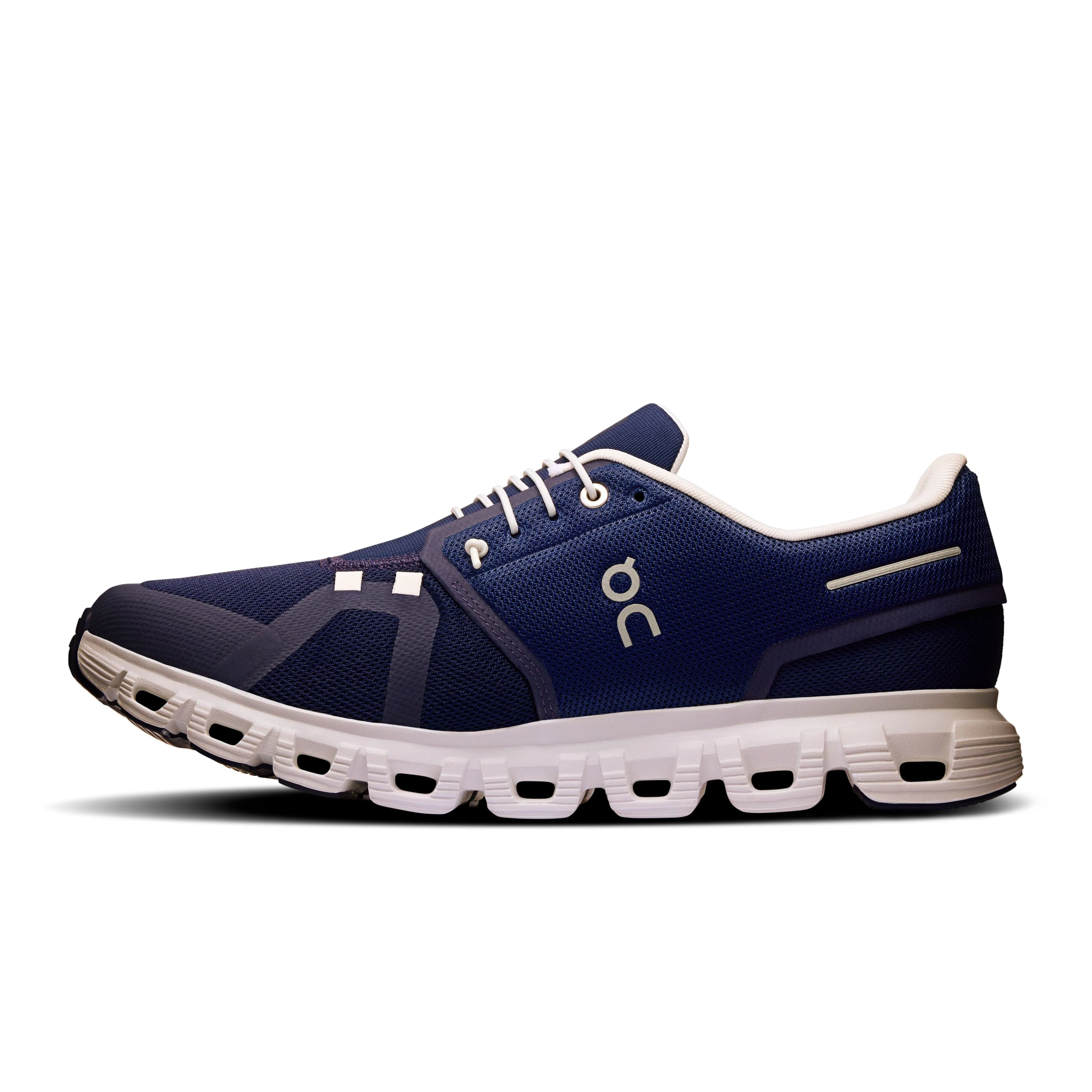 ON RUNNING CLOUD 6 HERRE
