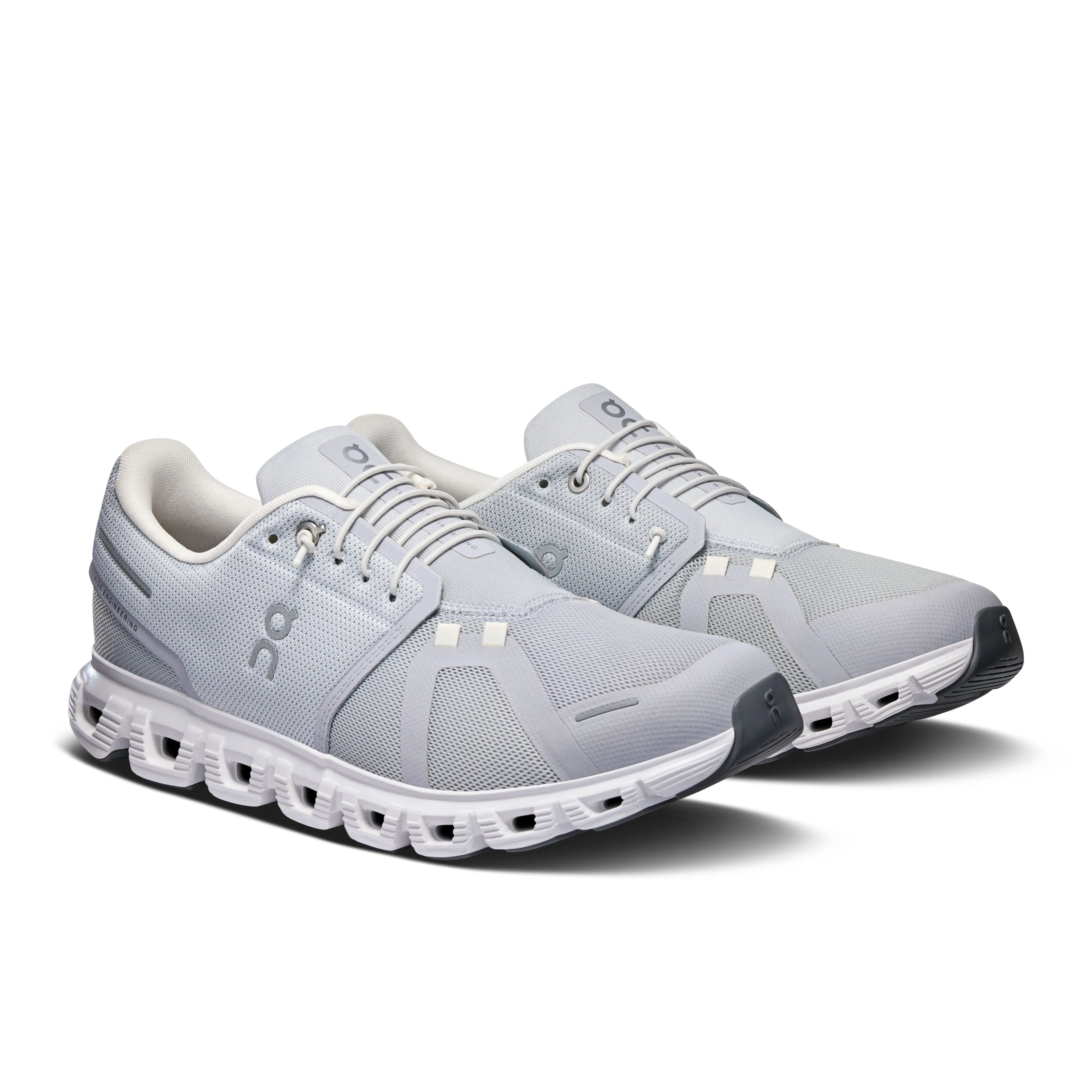 ON RUNNING CLOUD 6 HERRE