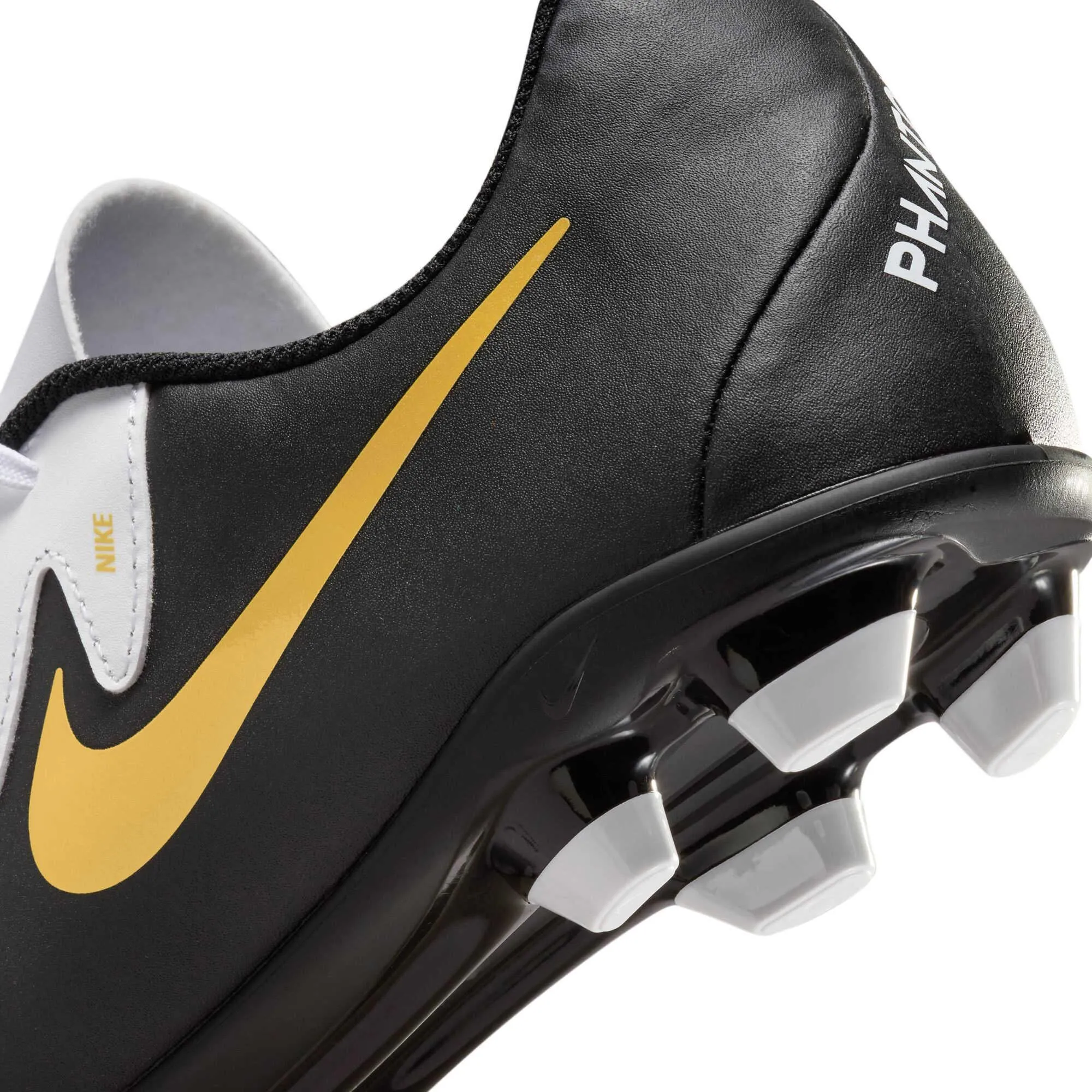 Phantom GX 2 Club MG Niedrige Fußballschuhe für Herren