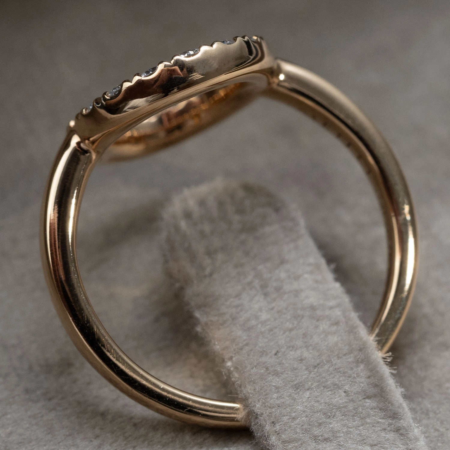 Ring Elipse 750 rose gold 18 brilliants 0.51ct.