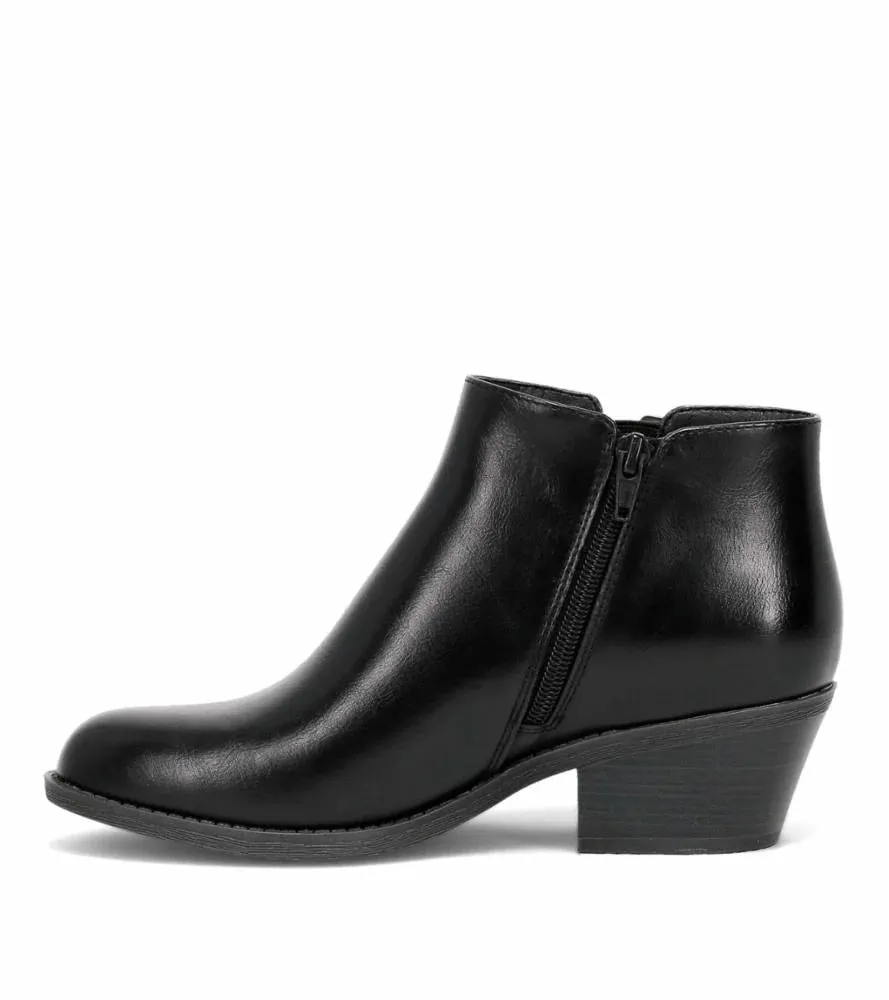 Damenmode von Boden