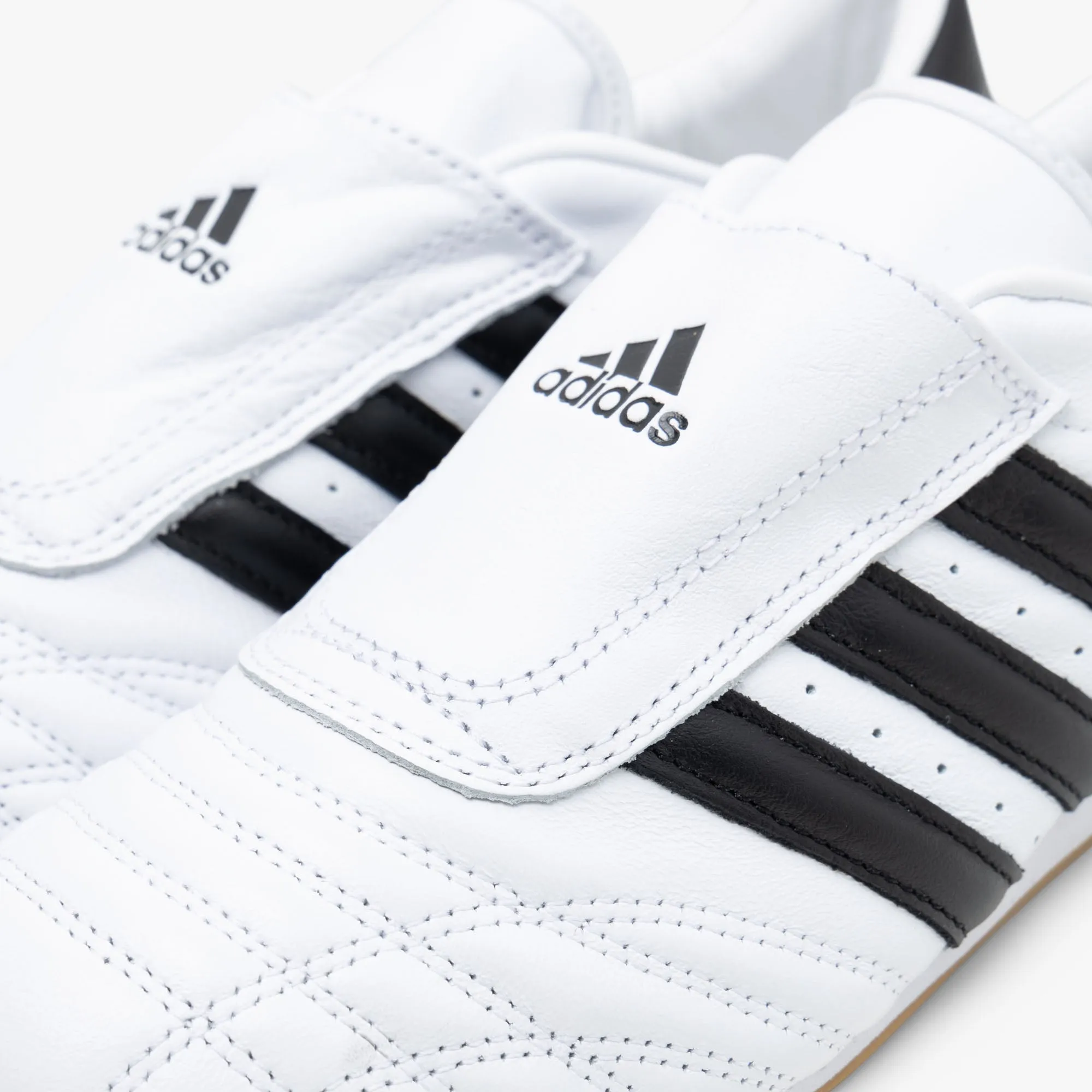 adidas Originals Damen Taekwondo Ftwr Weiß / Core Schwarz - Gum