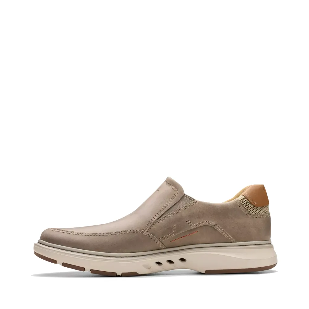 Clarks Herren Un Briley Step Slip-On in Hellgrau