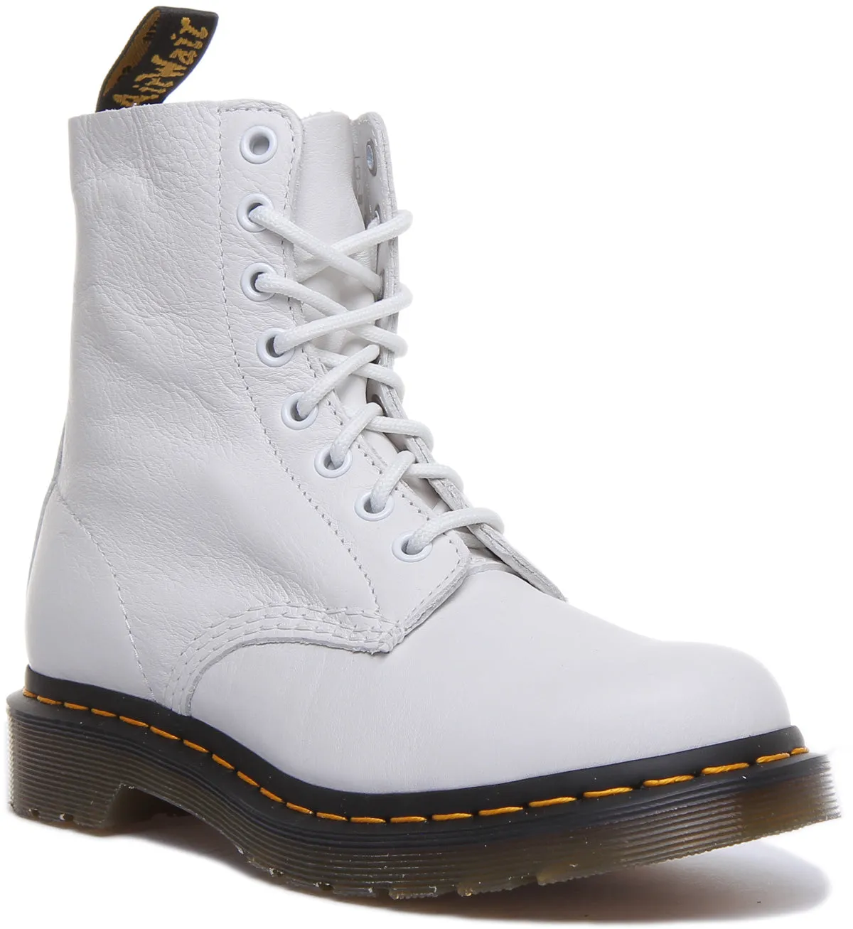 Dr. Martens 1460 Pascal in weißen Schuhen Dr. Martens