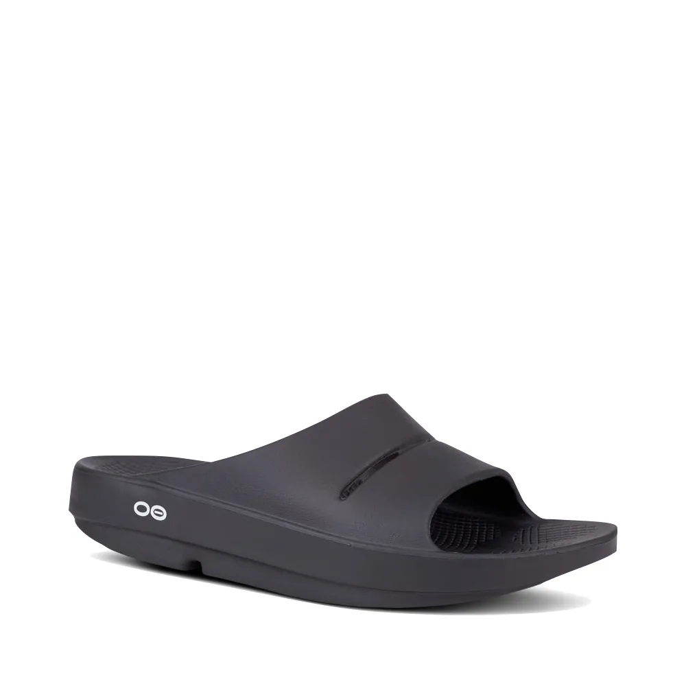 OOfos OOahh Slide Sandale in Schwarz