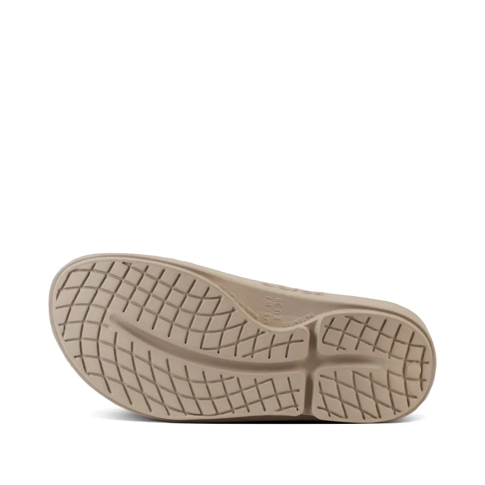 OOfos OOahh Slide Sandale in Nomad