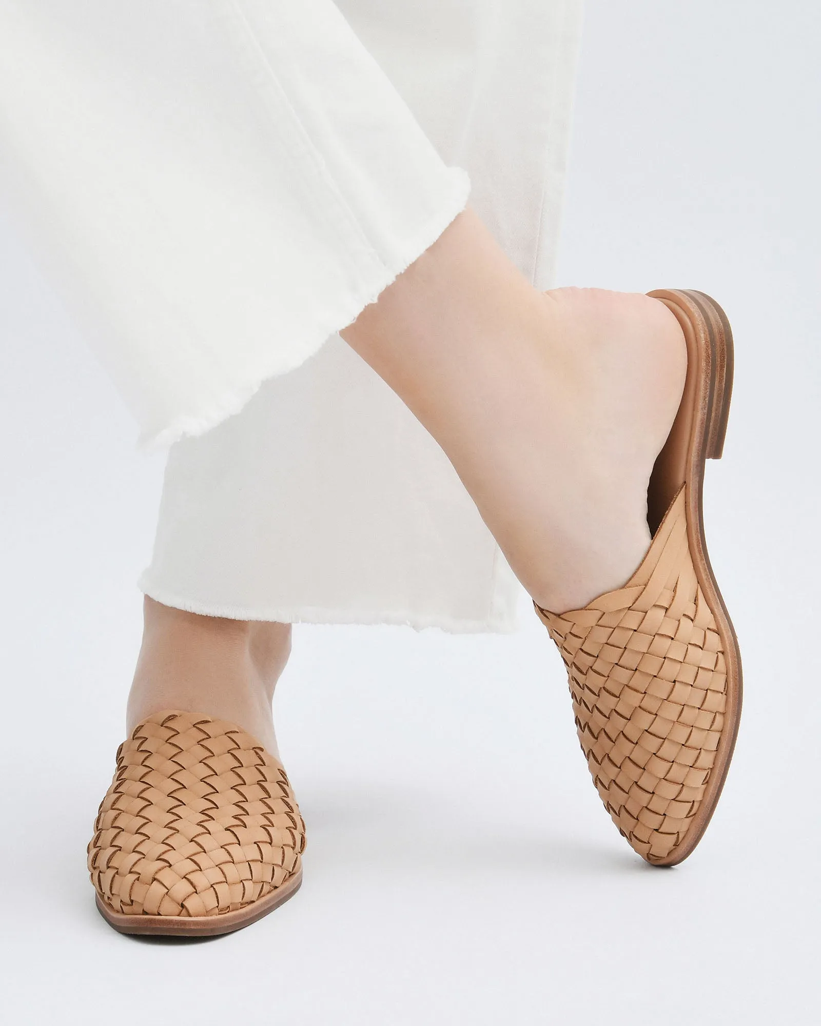WEAVER CASUAL FLATS BRAUNES LEDER